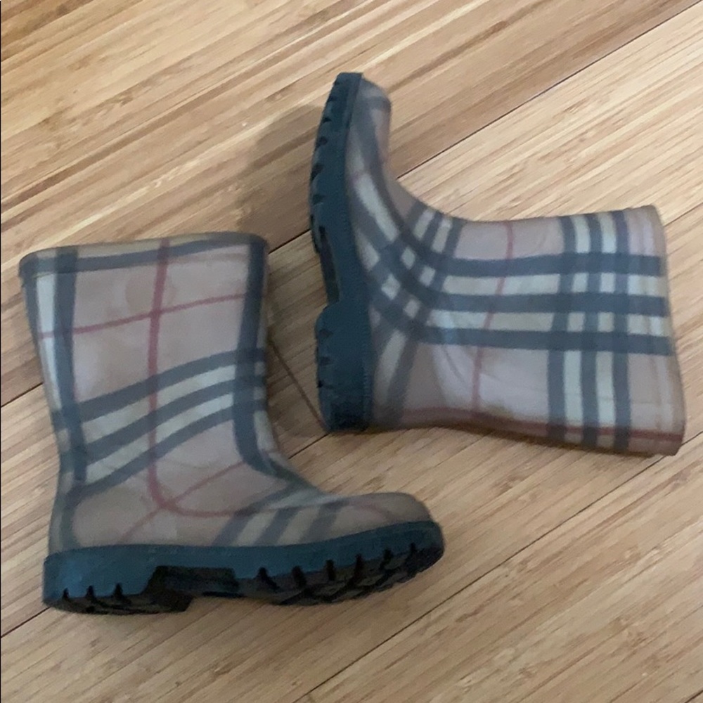 Authentic Kids Burberry Rain Boots sz 7/24